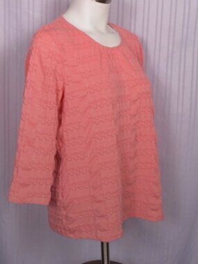 Kim Rogers Women's Textured Peach Top Size Large